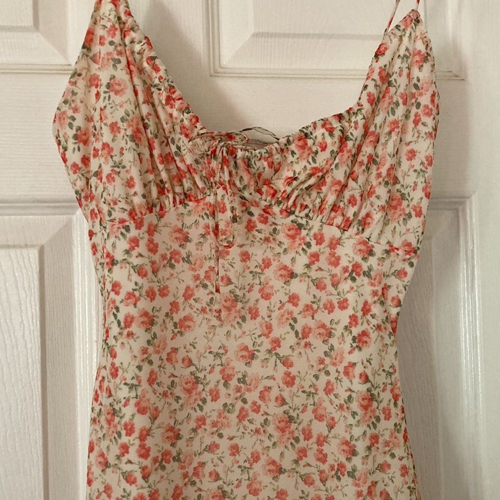 Dress - Picture 2 of 3